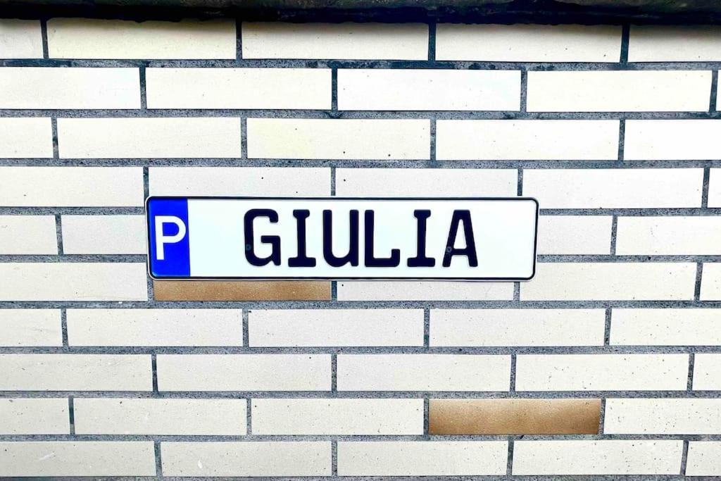 Casa Giulia 2 Zimmer Nahe Giessen, Kueche, Bad, Wlan, Parkplatz Krofdorf-Gleiberg Exterior foto